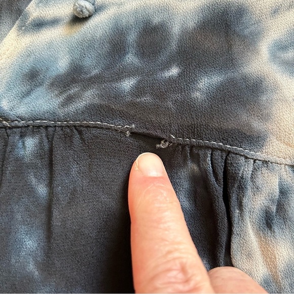 Young Fabulous and Broke Tie Dye Dress Size Large Ruffled No Slip - Picture 10 of 10